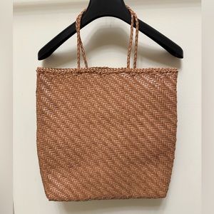 Dragon Diffusion leather woven tote bag